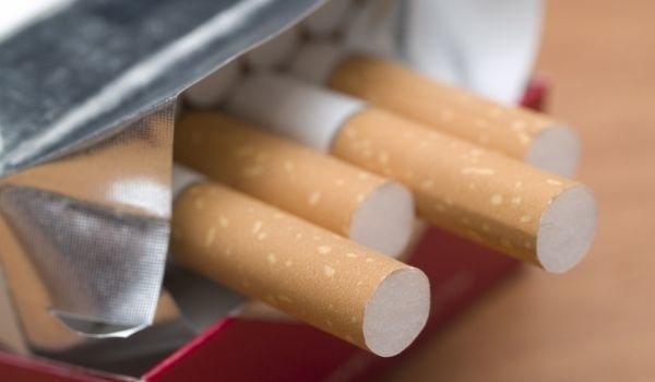 Цигари: пад на продажбата, раст на потрошувачката? Шверцот се враќа!
