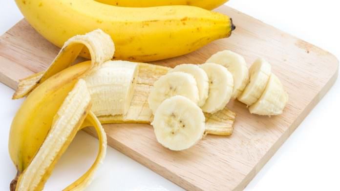 Зошто не треба да јадете бананa за појадок?