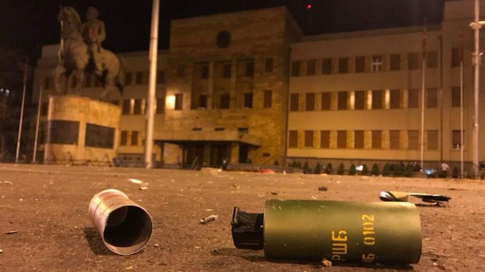 Народниот правобранител отвори постапка за солзавецот на полицијата