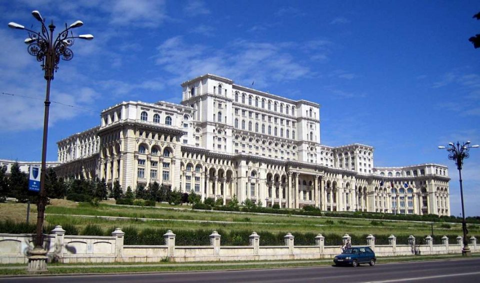 Даночна амнестија за државни и приватни фирми во Романија