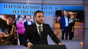 Арсовски: Најголемо достигнување на Тасевски е што каубојски пукаше во Собранието, каде според Правилникот не смееше да носи пиштол
