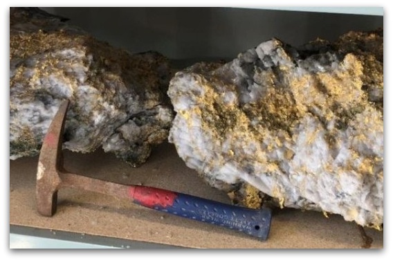 Камења што содржат 113 килограми злато