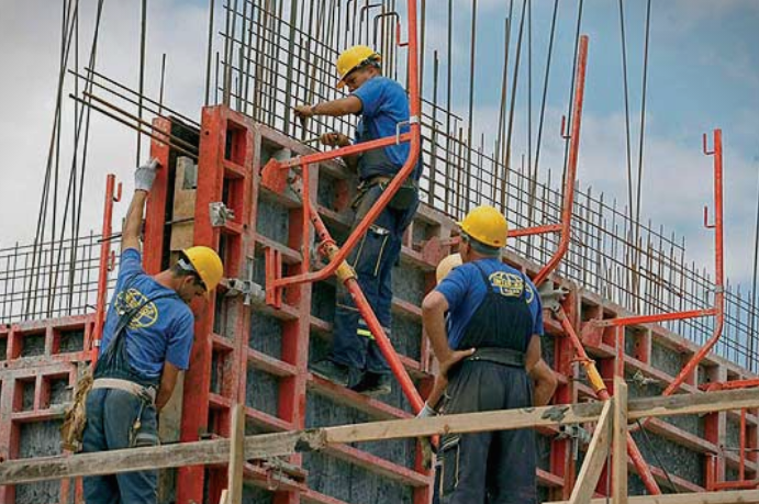 Мицкоски: Градежништвото е во пад минус 30 проценти, а странските инвестиции во јули се едноцифрени