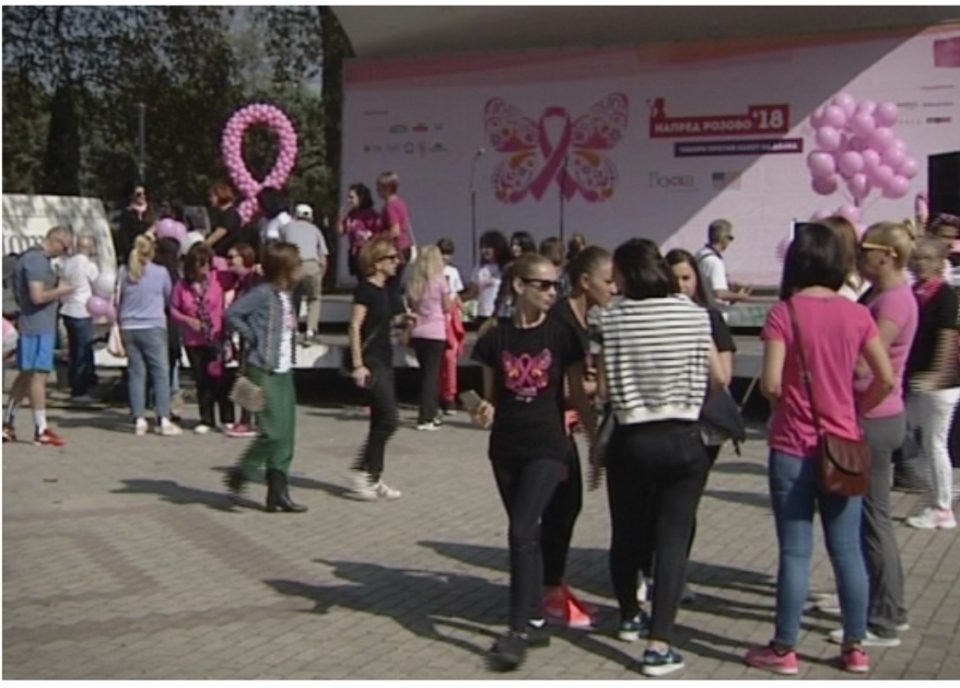 Жени со рак на дојка и по четири месеци чекаат термин за преглед