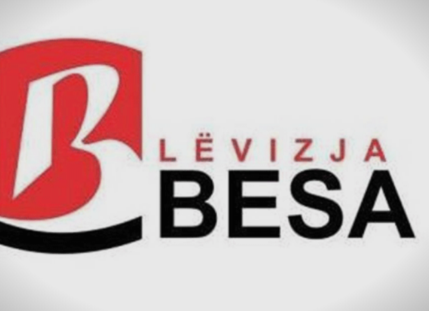 Движењето Беса на Касами ги доставува уставните амандмани до Собранието