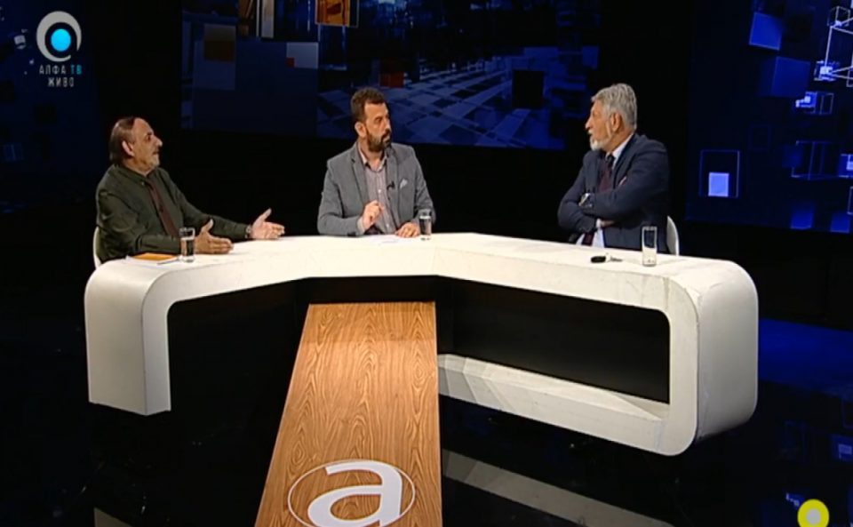 Јакимовски: Заев се поигруваше со луѓето од 27-ми април, а сега пантолоните му се спуштени