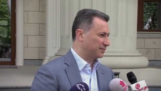 Скандалозно: Одбрани провладини медиуми следат политички прогон врз Груевски во живо