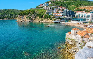 Странците во Црна Гора инвестирале речиси 600 милиони евра
