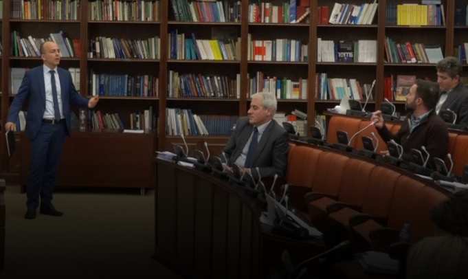 По расправија со Димовски министерот за финансии ја напушти комисиската расправа за прогресивниот данок