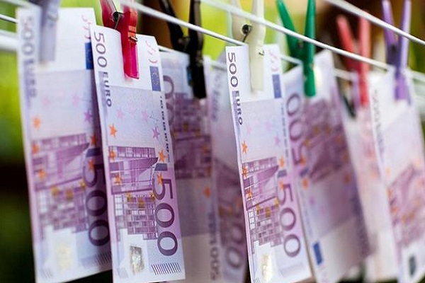 Еврогрупата усвои план против перењето пари