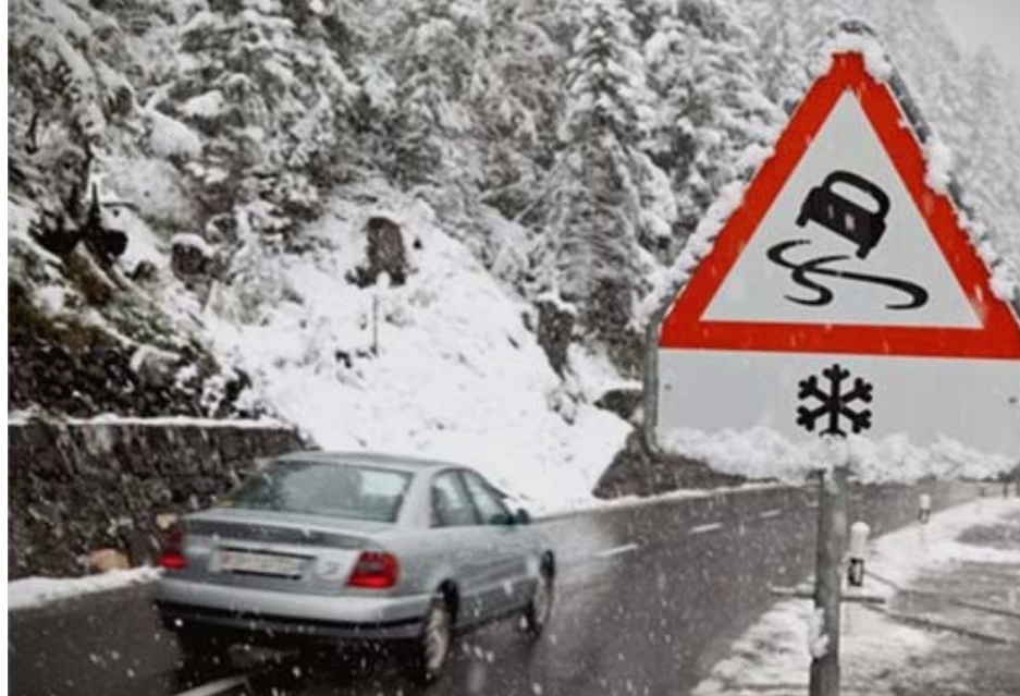 Поради снег и ветер забрана за камиони на патот Маврово – Дебар