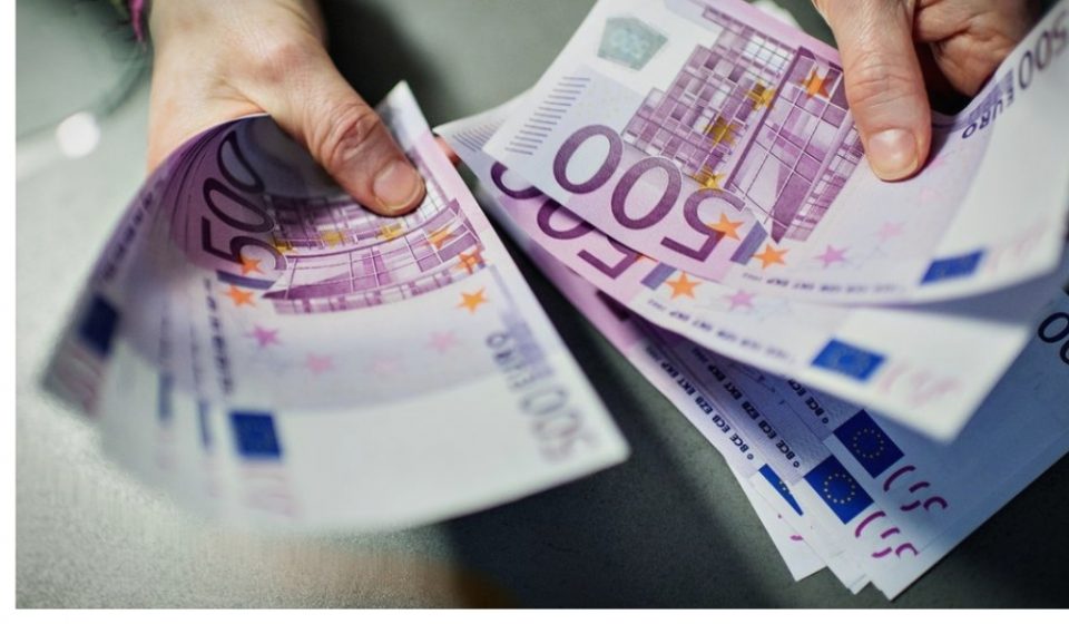 Банкнотата од 500 евра заминува во историјата