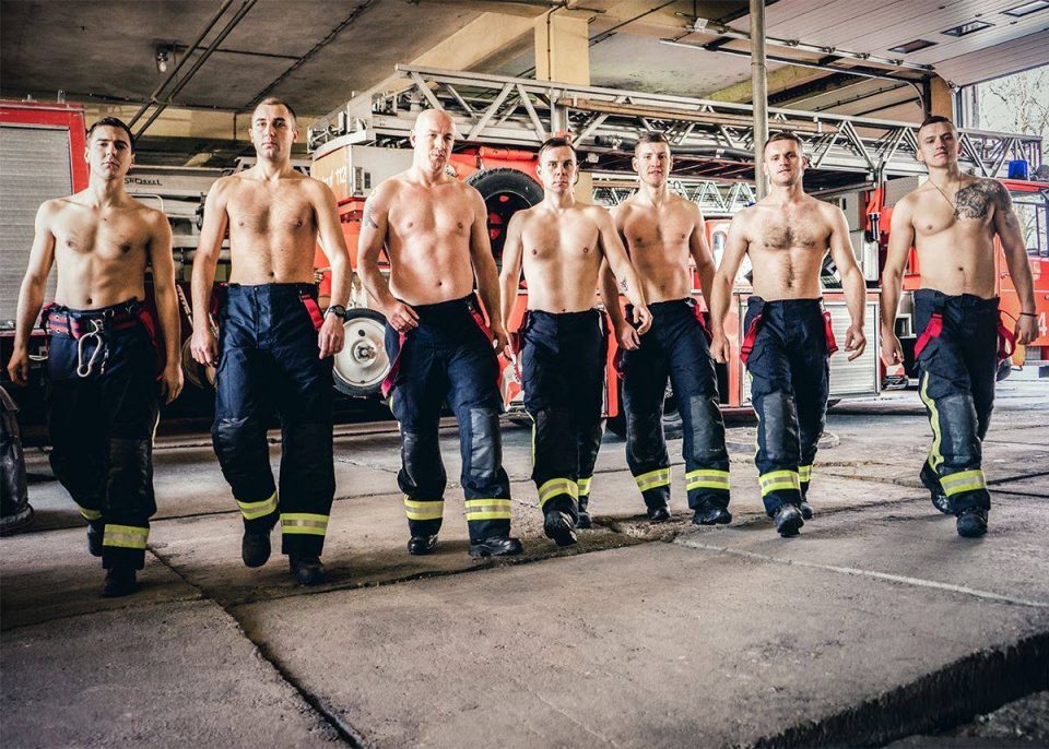 Македонските пожарникари на календар