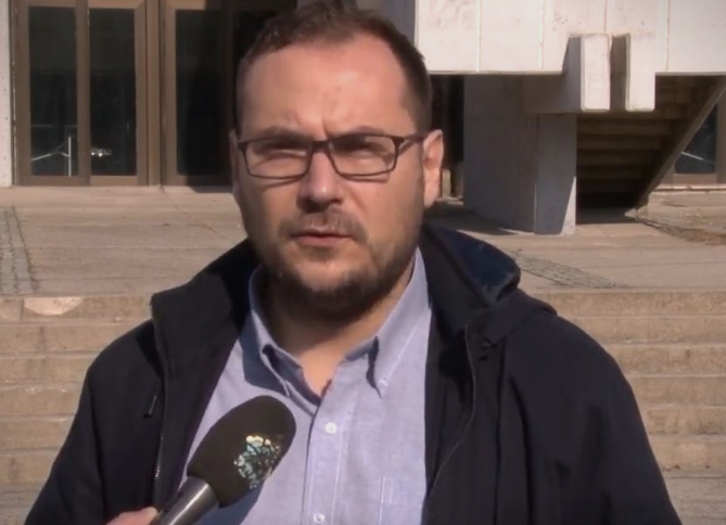 Здравковски: По две години градоначалникот Коцевски увиде дека се врши незаконско работење и криминал во јавните претпријатија во Велес