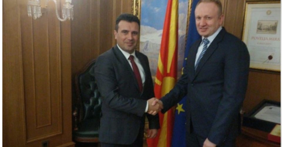 Заев остварил средба со српскиот опзициски лидер Ѓилас: По два дена молк, од Владата открија за што било разговарано