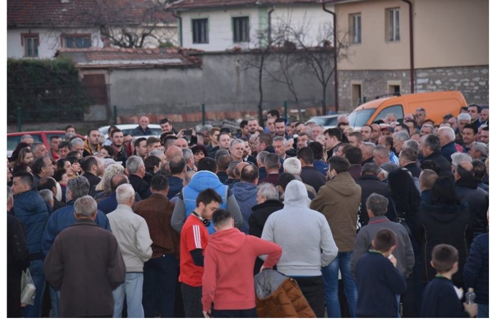 Мицкоски на средба со граѓани во кичевско: Власта сака да не втурне во црно сценаријо на поделби, неправди и прогон- да се избориме за Македонија!