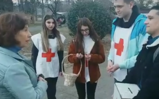 Силјановска Давкова во градски парк: Да им помогнеме сите на децата со посебни потреби