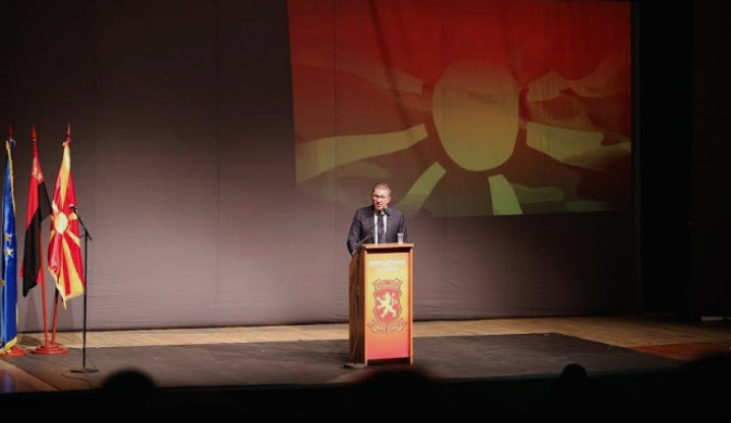 Мицкоски до Заев: Овој народ е пиреј, колку и да нé корнете, нема да нé исчистите, ќе останеме и ќе се бориме!