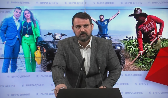 „Николовски се слика со старлети, Заев се вози со мотори по планини, а оризопроизводителите немаат вода за да ја почнат својата сеидба“