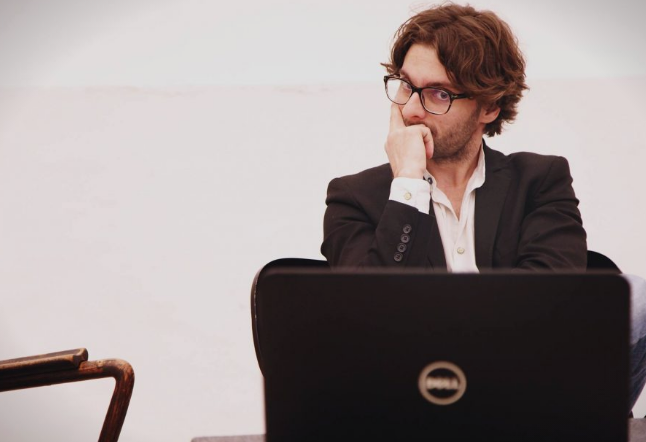 Метлата на Заев започна од Министерството за финансии?