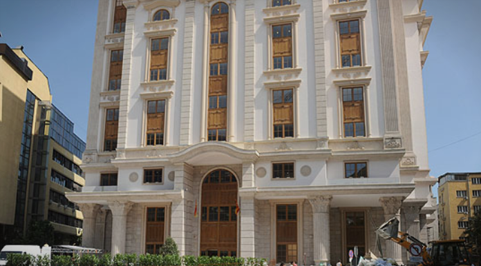 Што ќе прави Заев во финансии: „Одам за да носам одлуки кои никој не сакаше да ги донесе“!