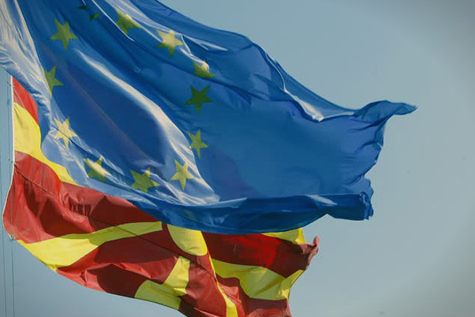 „Заев ноторно ја лаже македонската јасност- Македонија ниту ова лето не доби датум за преговори со Европската Унија“