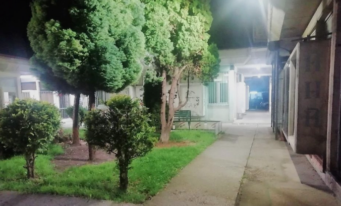 Светна мизеријата во населба Лисиче: Со осветлување од 2,2 милиони не може да се сокрие вистинската слика за трговскиот (ГАЛЕРИЈА)