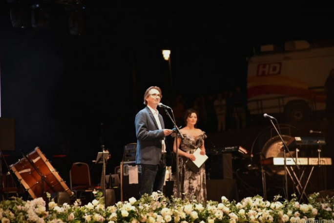 Охридско Лето отворено со барање дивоградбите да се отстранат како диво месо