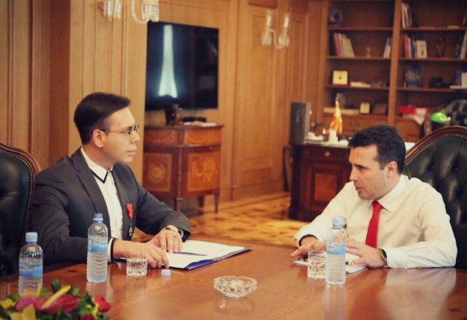 „Заев и екипата заедно со нивните слуги во СЈО, обвинителството и судството создаваат случаи за да се рекетираат бизнисмени и уценуваат политичари со опозициони ставови“