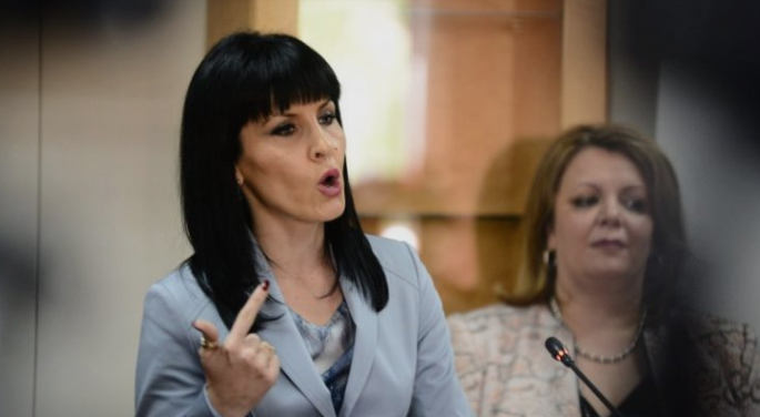 Што зборуваше Фатиме Фетаи за Јанева во јуни, а што зборува сега?