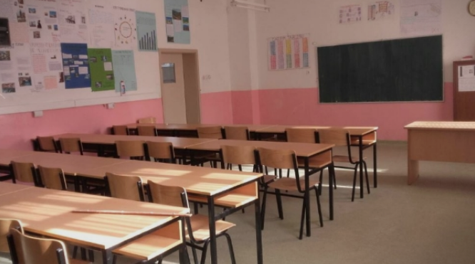 ВМРО-ДПМНЕ: Заради неспособната власт, почетокот на учебната година обележан во штрајкови