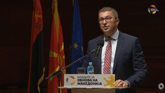 Мицкоски за Заев: Неговата игра all in за Македонија е руски рулет каде влогот е нејзиното постоење и иднина