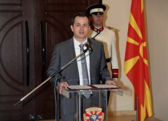 Ковачки нов министер за внатрешни одликуван за Македонија