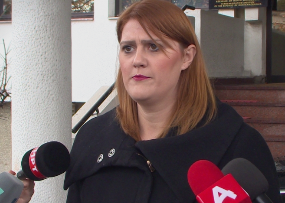 Стаменковска- Стојковски го информираше директорот на Агенцијата за администрација за пропустите во институцијата