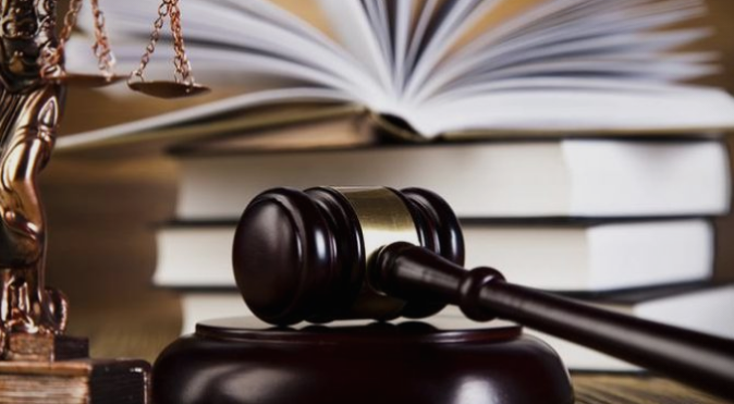 Мицкоски предлага 6 професори по уставно и по казнено право да напишат нов закон за ЈО