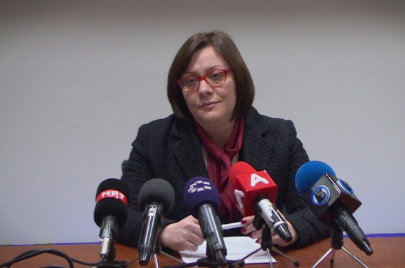 Димитриеска-Кочоска: Граѓаните осиромашуваат и мораат да земаат кредити за да преживеат