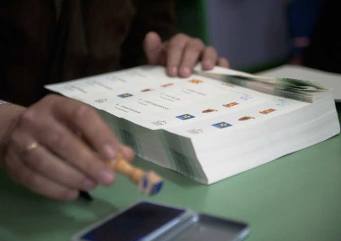 Партиите ги кројат изборите листи, рокот за доставување до 12 март на полноќ