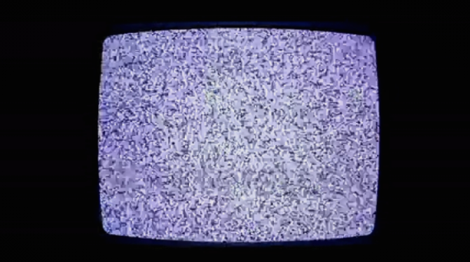 Во време кога викаат дека “блескаме“ ќе се случи медиумски мрак: Зошто власта удира и по медиумите?