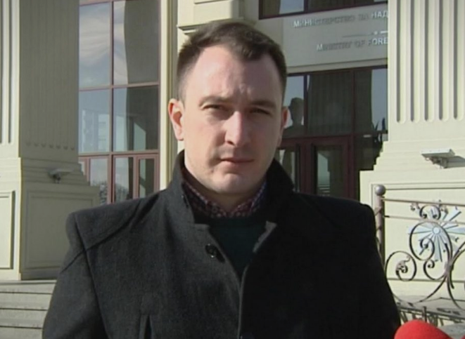 Андоновски: Дане Талевски да одговори зошто не се појави на закажаната одбрана на тези пред неговото именување за Амбасадор во седиштето на НАТО во Брисел?