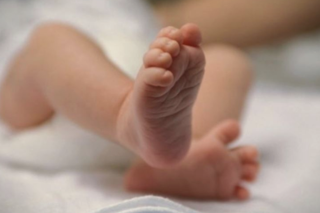 Поразителна статистика: Во Македонија почесто умираат луѓе, поретко се раѓаат бебиња!