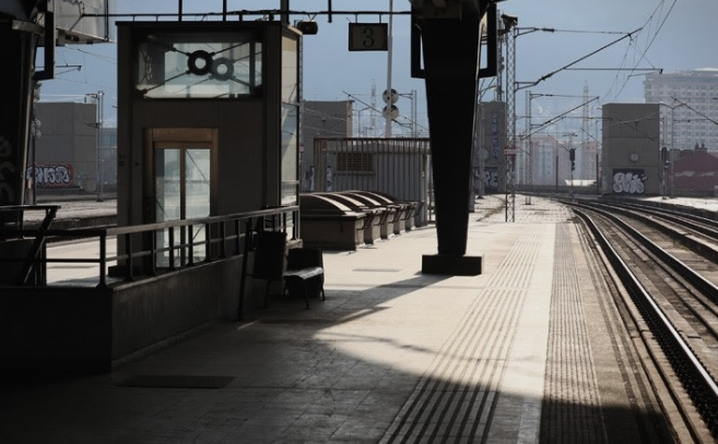 Продолжува прекинот на железничкиот сообраќај