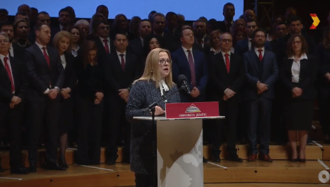 Стојаноска: Сите заедно сме обединети во тоа најголемото зло што на Македонија што и се случи изминатиов период повеќе да не ја добие таа шанса