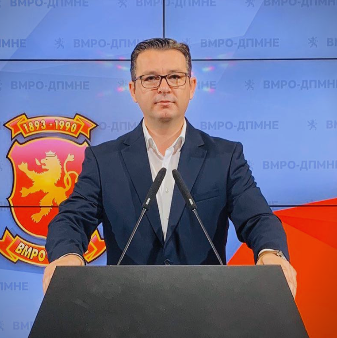 Трипуновски: Тутунот се декласираше, прва класа се продаваше како втора, а втора како трета- лагите секогаш биле силна страна на СДСМ