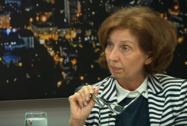 Силјановска Давкова: Ќе барам да се поништи Преспанскиот договор