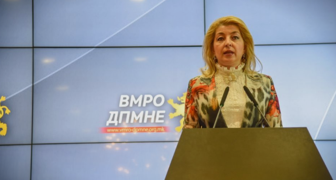 Ласовска до Заев: Билбордите на кои сте сликани со женски кандидати не ве прави почитувачи на правата на жените туку секојдневниот однос кон нив