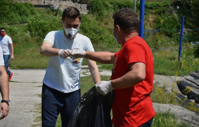 Муцунски: ВМРО-ДПМНЕ се обврзува за инвестирање во спортот и рекреацијата на граѓаните на оваа земја (ФОТО)