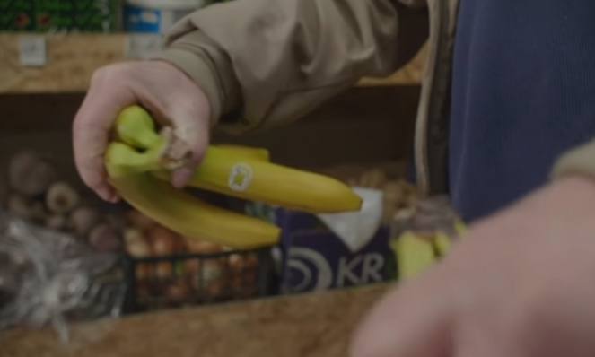 Николоски: Стави им крај на рекетот и на „пола за Вицето“