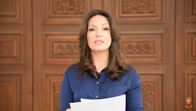 Попова: СДСМ кокаинска и шверцерска, аздисаноста нема граници, градоначалник фатен во шверц, пратеник со дрога, директорот Смаиловиќ со кокаин