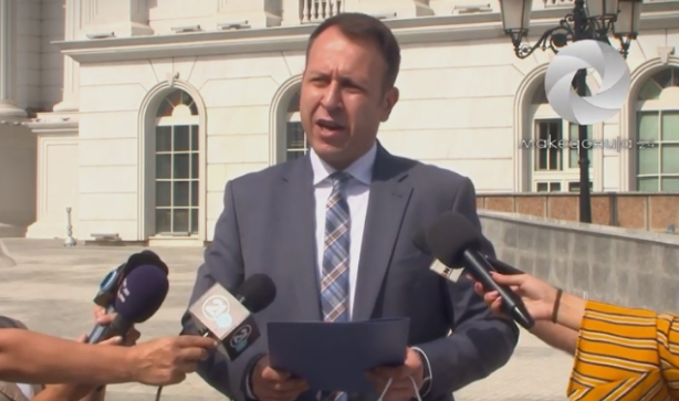 Јанушев: Мандатно писмо од народот до Заев, врати на работа 40 илјади невработени, помогни им на лозарите и врати ја цената на струјата