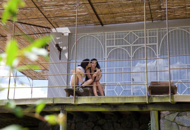 Девојката на ѕвездата на Јувентус шокира: Сакам и мажи и жени (ФОТО)